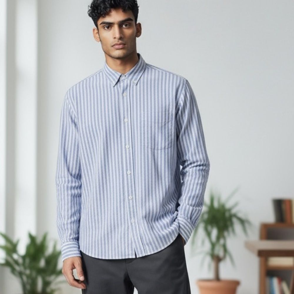 Duluth Trading Co. casual button down shirt‎